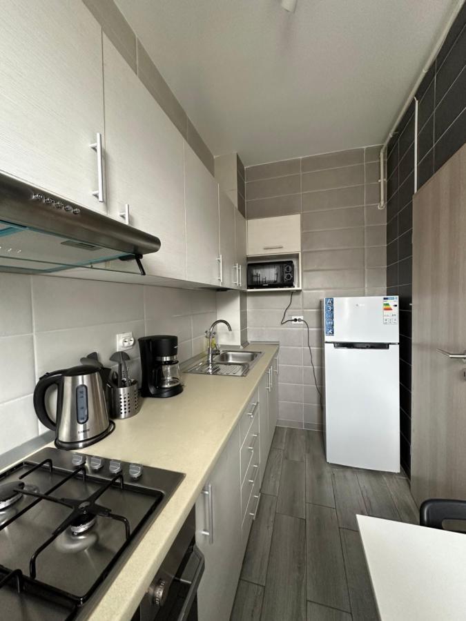 97 Rent House Apartment