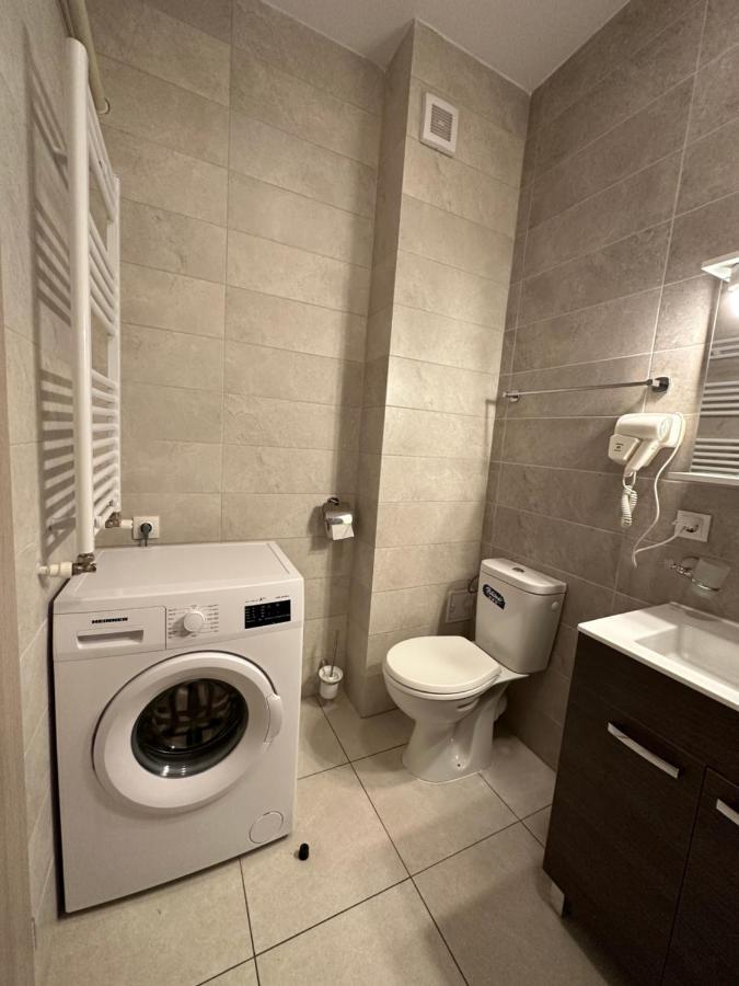 97 Rent House Apartment